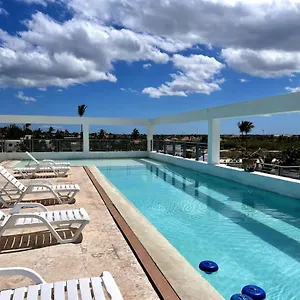 Hotel Atlantico Suites - Rooftop Pool, Bars & Club Punta Cana