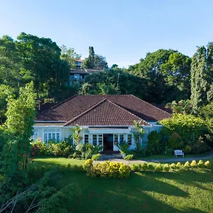 Castle Hill ***** Kandy